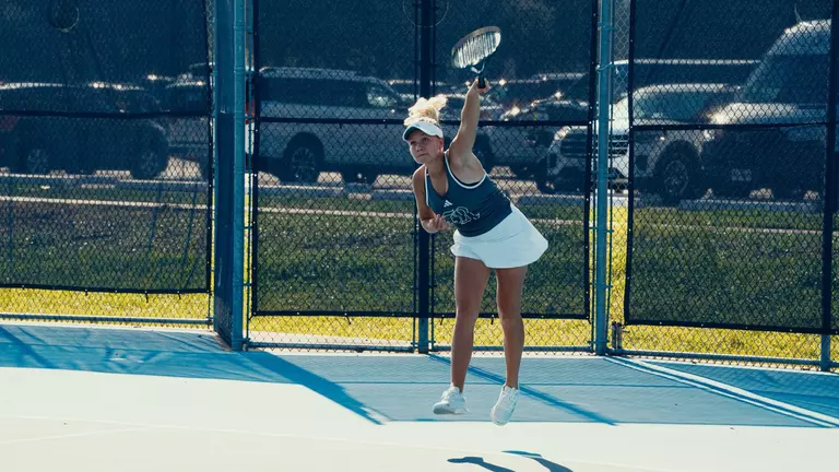 Owls Finish Strong at TCU Fall Open