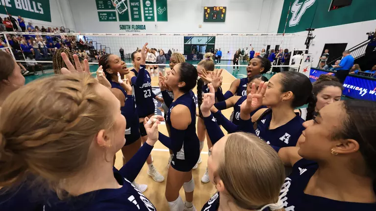 Owls Fall to Tulsa in American Championship