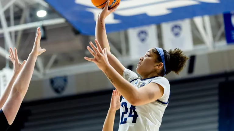 Alexis Named American Honorable Mention