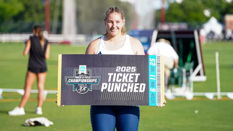 Van der Westhuizen Clinches Spot in NCAA Championships