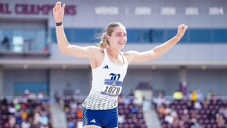 Taylor Advances to NCAA Championships