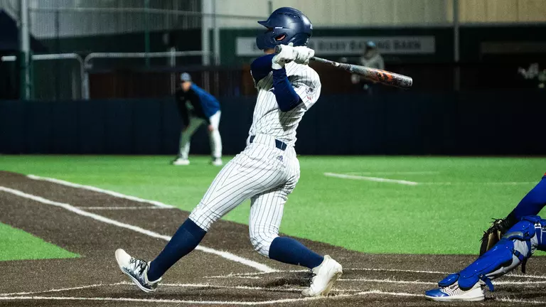 Owls Fall in Extra Innings