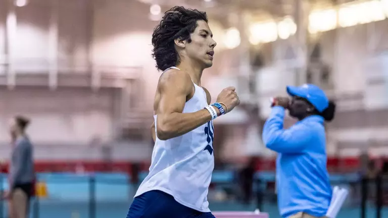 Owls Head to Birmingham for American Indoor Championships
