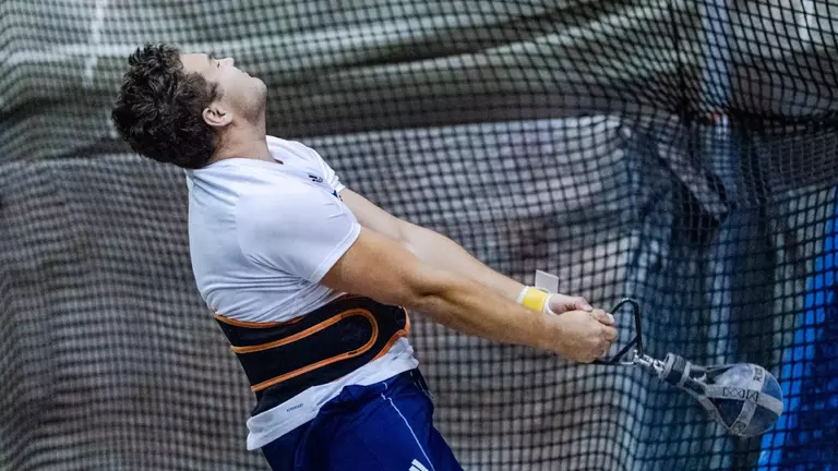 Owls Have Success at Weekend’s Meets