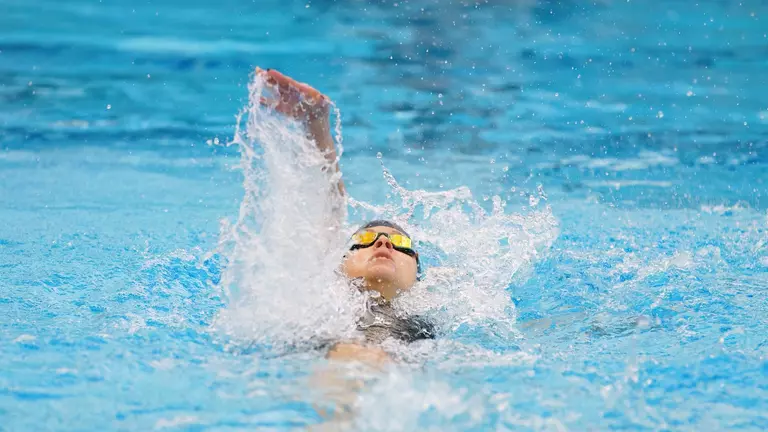 Owls Close Day One of NIC