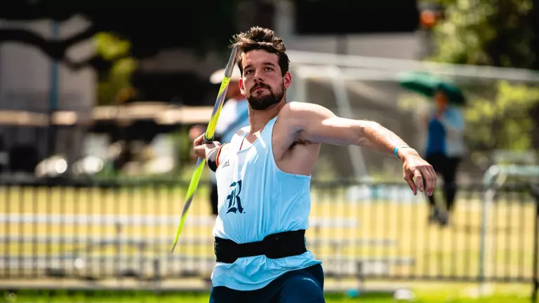 Hampton Named American Field Athlete of the Week