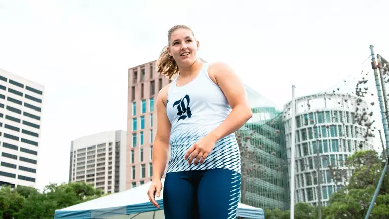 Van der Westhuizen Named American Field Athlete of the Week