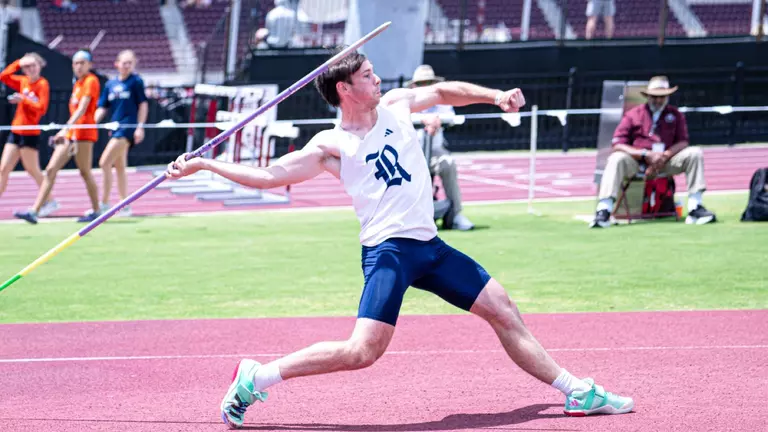 Throwers Headline Men’s Track at 44 Farms Invite