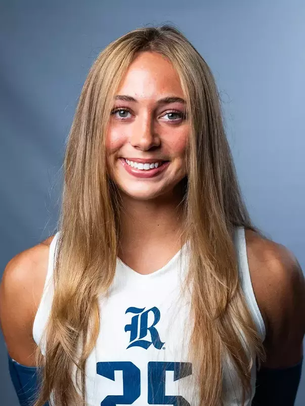 2026 Maggie Croft Head Shot