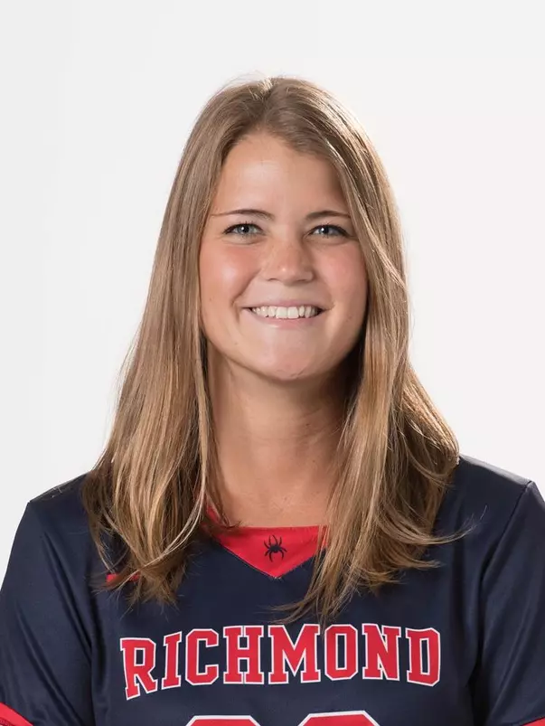 Tegan Helms Headshot