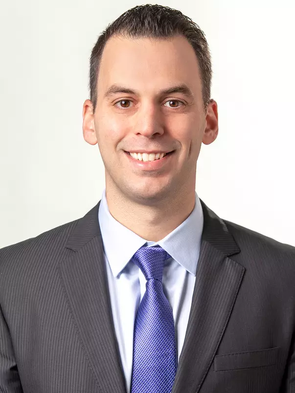 MBB Steve Thomas Headshot