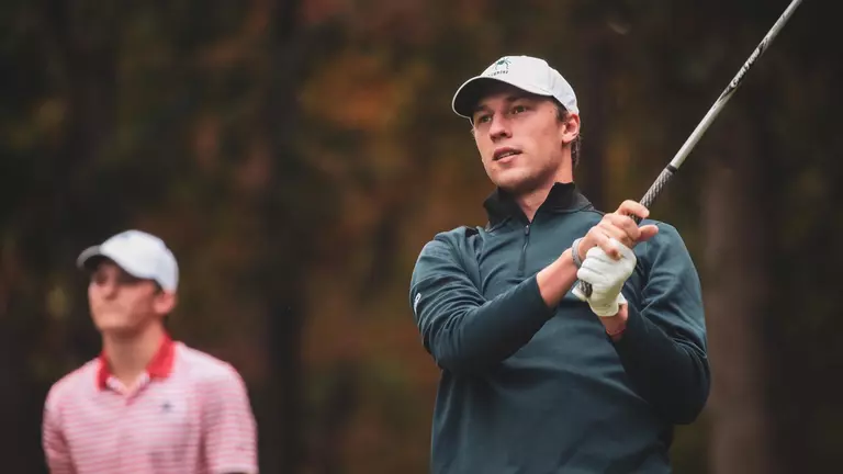 Men's Golf Practices at Salisbury Country Club