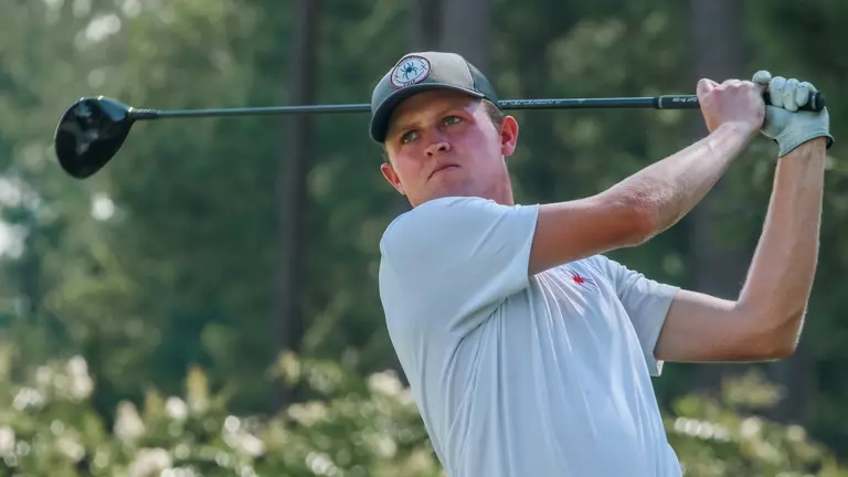 Baker in contention at Furman Intercollegiate