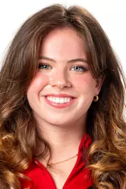 Alexandra Cahill Headshot
