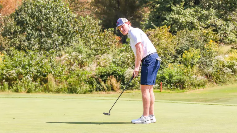 Spiders Tie for Fourth in Fall Finale