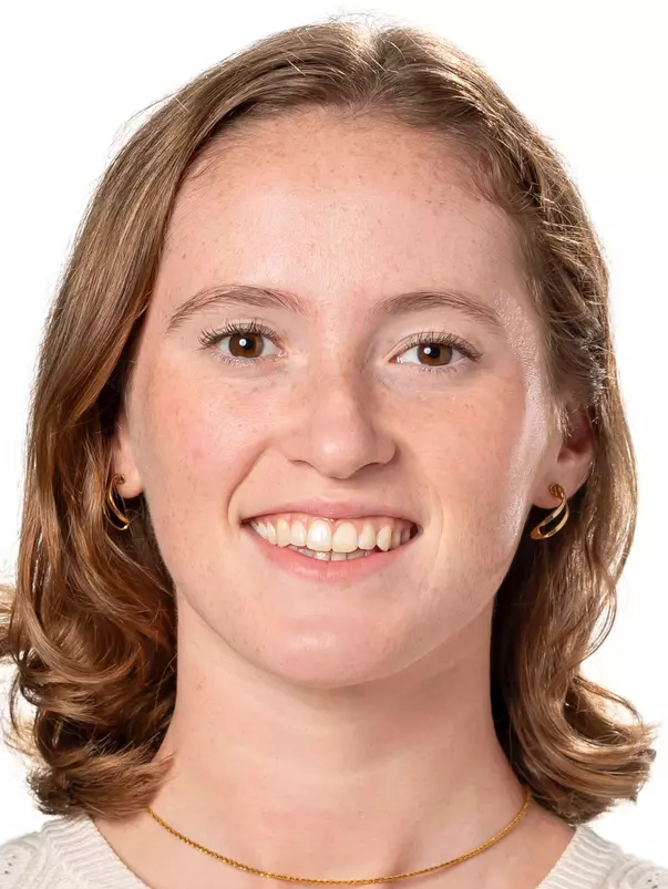 Megan Carson Headshot