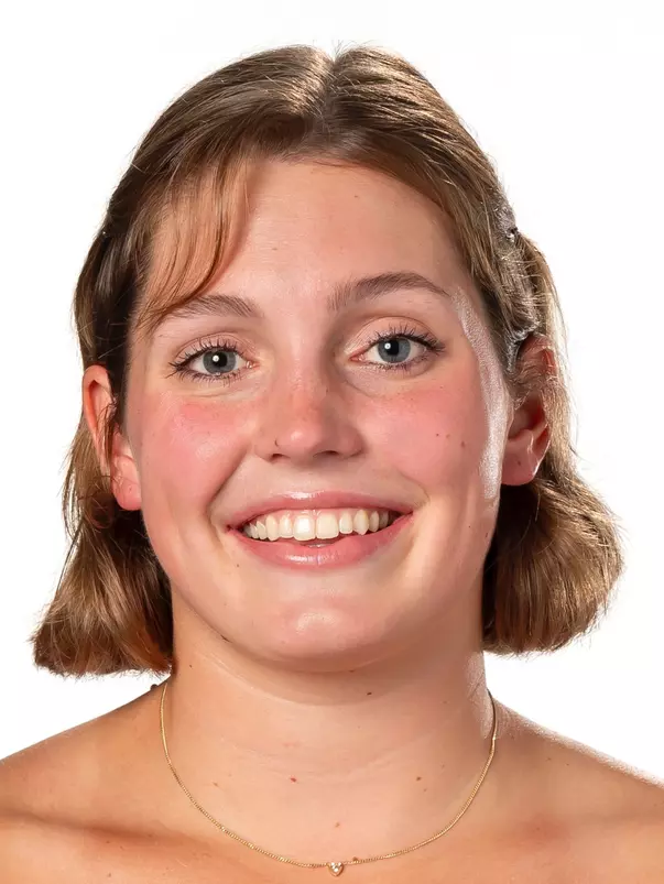 Carstyn Klosterman Headshot