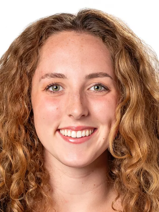 Julia Krichev Headshot