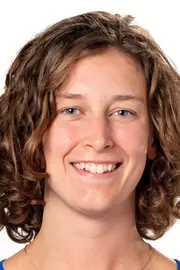 Lucy Yeomans Headshot