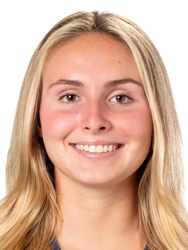 Grace Muldoon Headshot