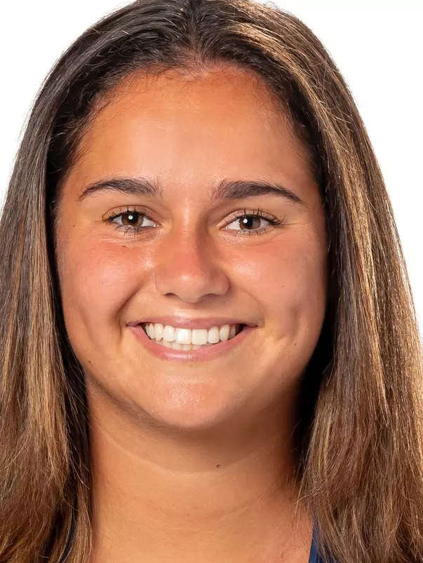 Katie Riehl Headshot