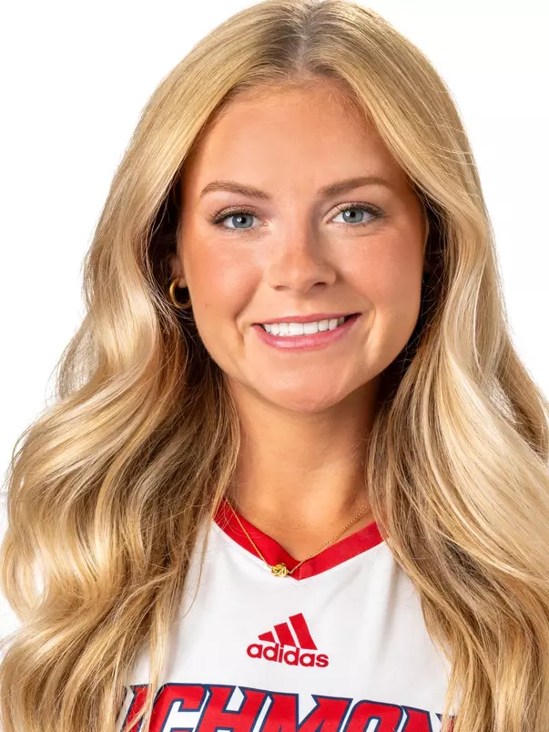 Caitlin Sutton Headshot
