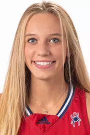 Kylee Lewandoski Headshot
