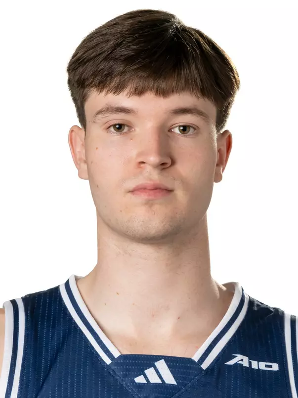 Jonathan Beagle headshot