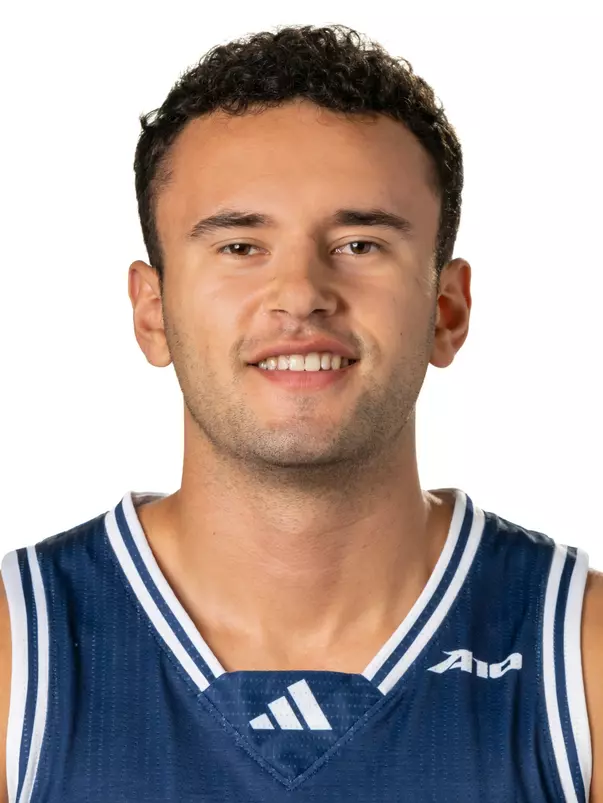 Jason Roche headshot