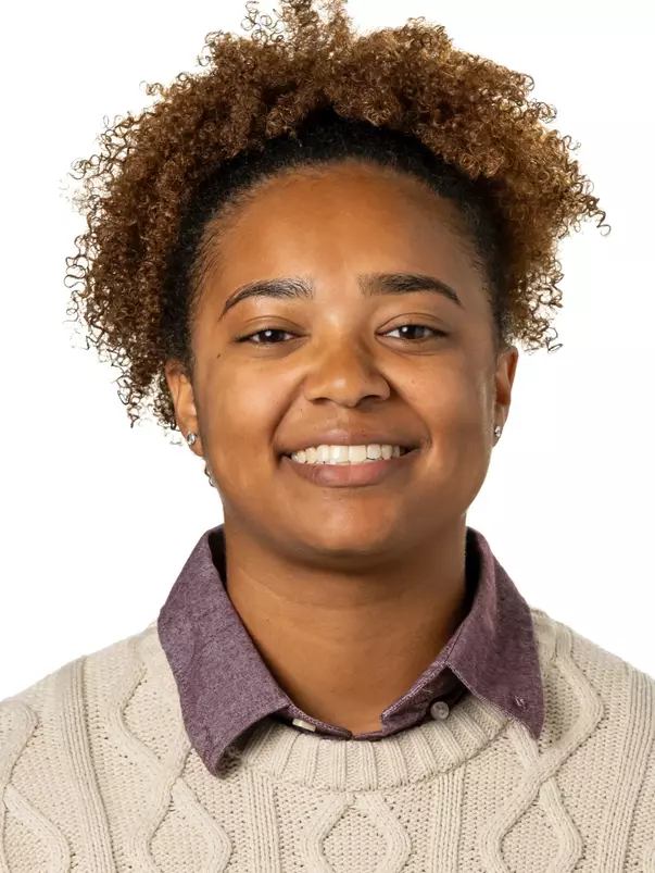 Ariel Stephenson Headshot
