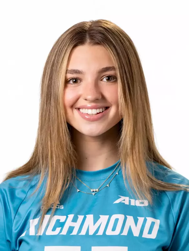 Thea Conomikes - 2024 headshot