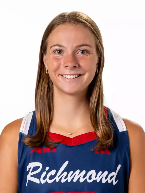 Madelyn Curtis - 2024 headshot