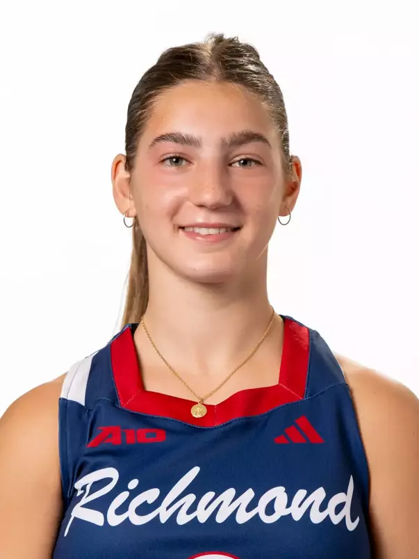 Camila Daud - 2024 headshot