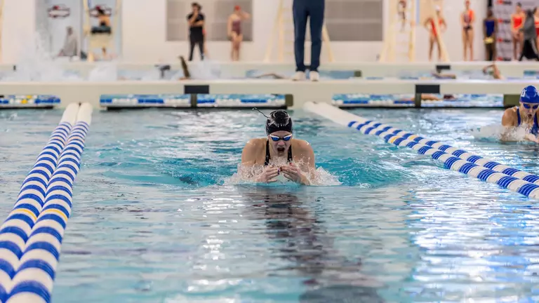 Richmond Competes at Day 1 of National Invitational Championship