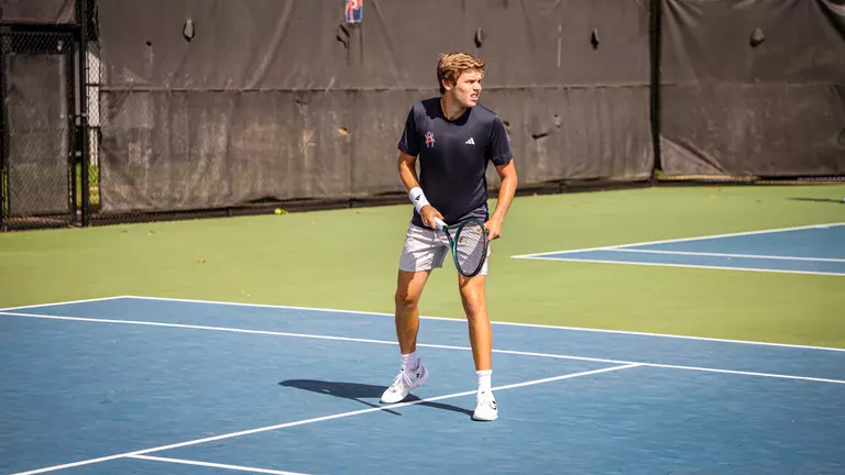 Portnoy Picks Up Lone Point as Spiders Fall at William & Mary