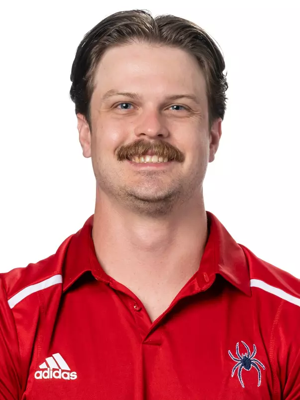 Kieran Thayer headshot