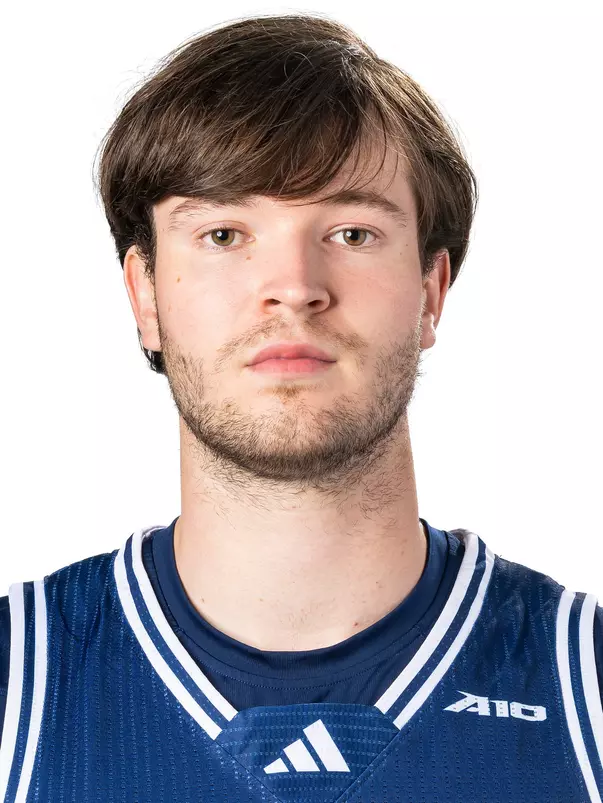 Jonathan Beagle headshot