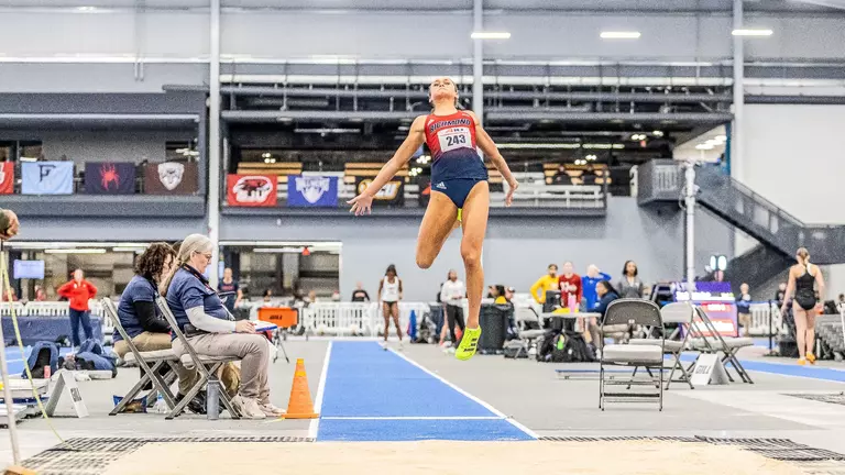 Wise Wins Long Jump at VCU Rams Indoor Invitational