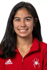 Elliana Agustin headshot