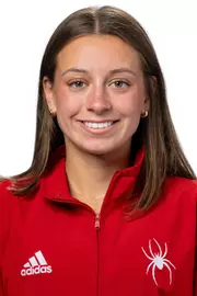 Mia Paolino headshot