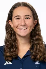 Stella Moritz headshot