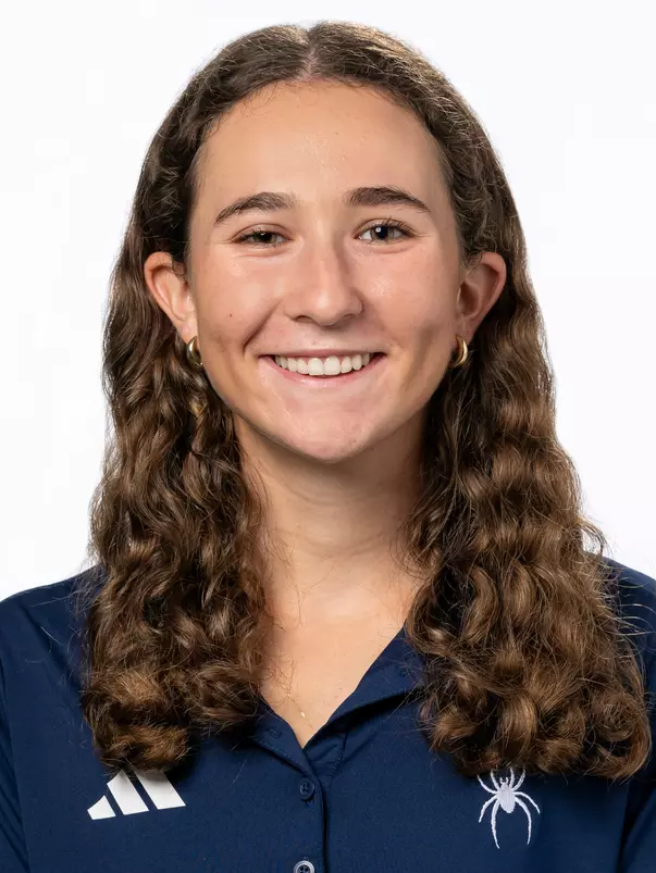 Stella Moritz headshot