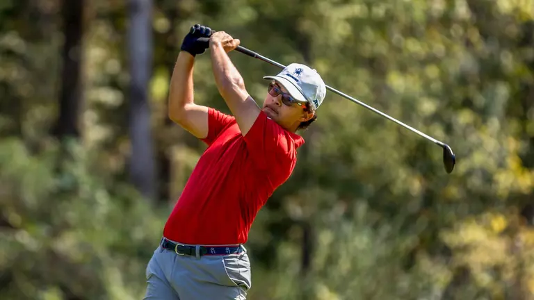 Spiders Shoot 12-Under to Stay in 1st at Loyola Intercollegiate