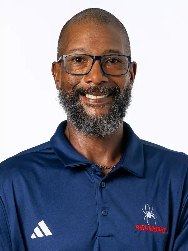Errin Stanton headshot