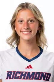 Julia Lishia headshot