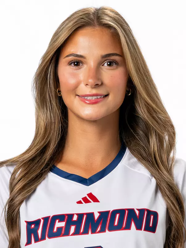 Morgane Zinn headshot
