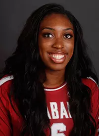 Cidavia Hall 2016 Headshot