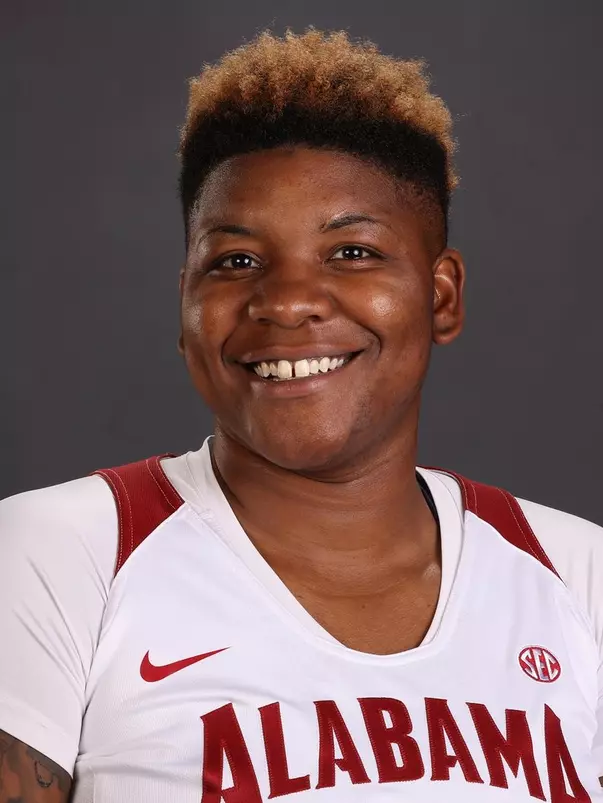 DaiJia Ruffin headshot