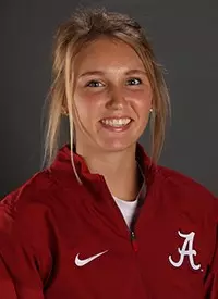 Olivia DeGroot headshot