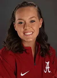 Claire Estep headshot